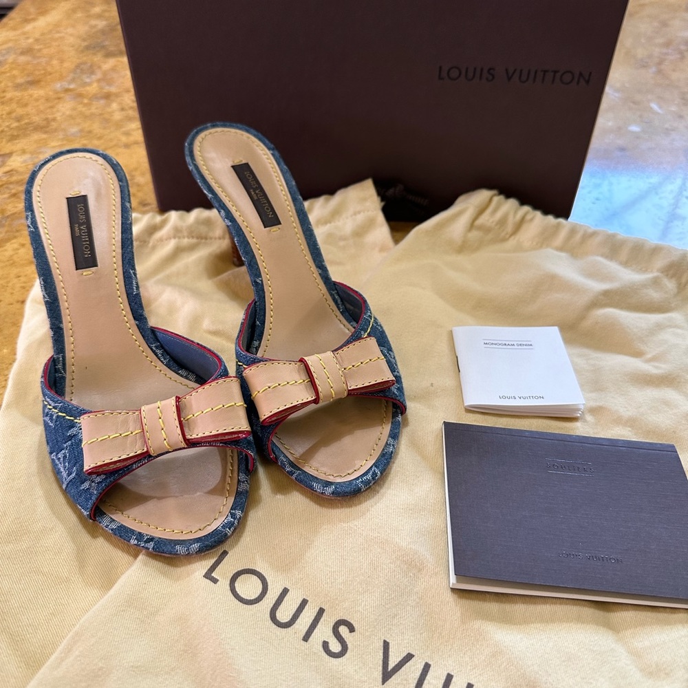 Louis Vuitton Blue Monogram Denim & Leather Bow Open toe sandals size 37